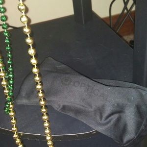 Sun shades with case